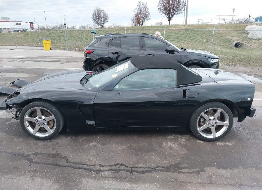 Photo 15 of 2005 Chevrolet Corvette N/A (VIN 1G1YY34U855136745)
