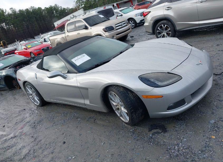 Photo 13 of 2005 Chevrolet Corvette N/A (VIN 1G1YY34U955124751)