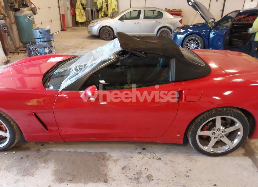 Photo 14 of 2007 Chevrolet Corvette (VIN 1G1YY36U075138392)