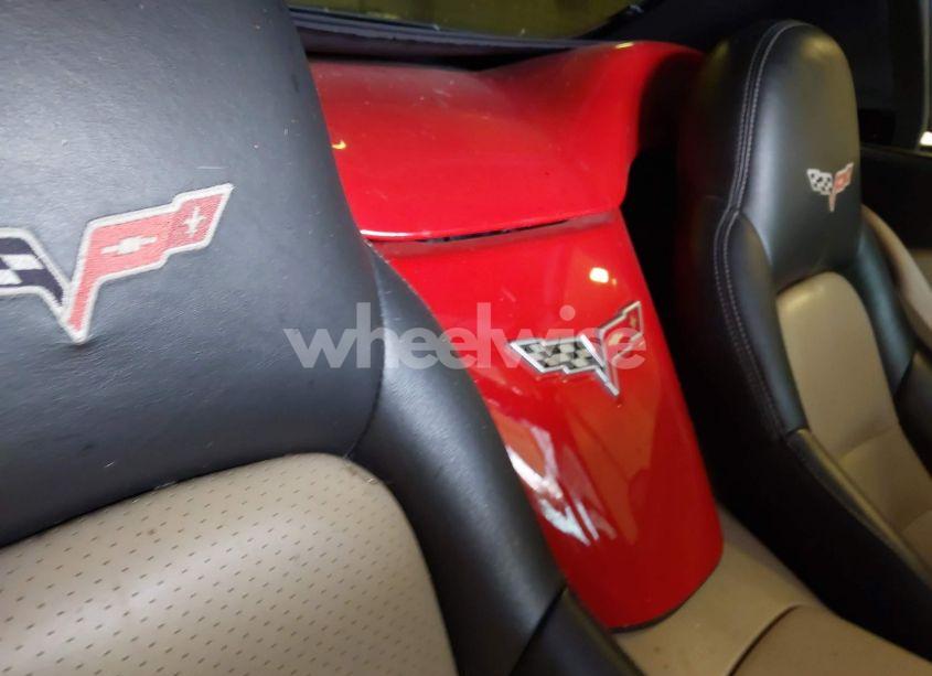 Photo 8 of 2007 Chevrolet Corvette (VIN 1G1YY36U075138392)