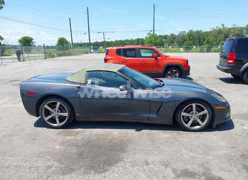Photo 13 of 2009 Chevrolet Corvette (VIN 1G1YY36W995113625)