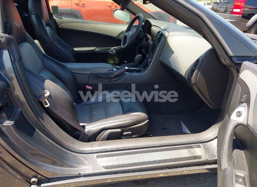 Photo 5 of 2009 Chevrolet Corvette (VIN 1G1YY36W995113625)