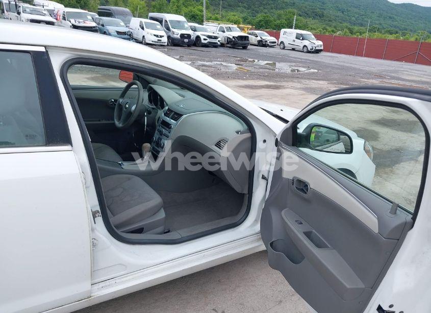 Photo 5 of 2012 Chevrolet Malibu LS (VIN 1G1ZA5E00CF167009)