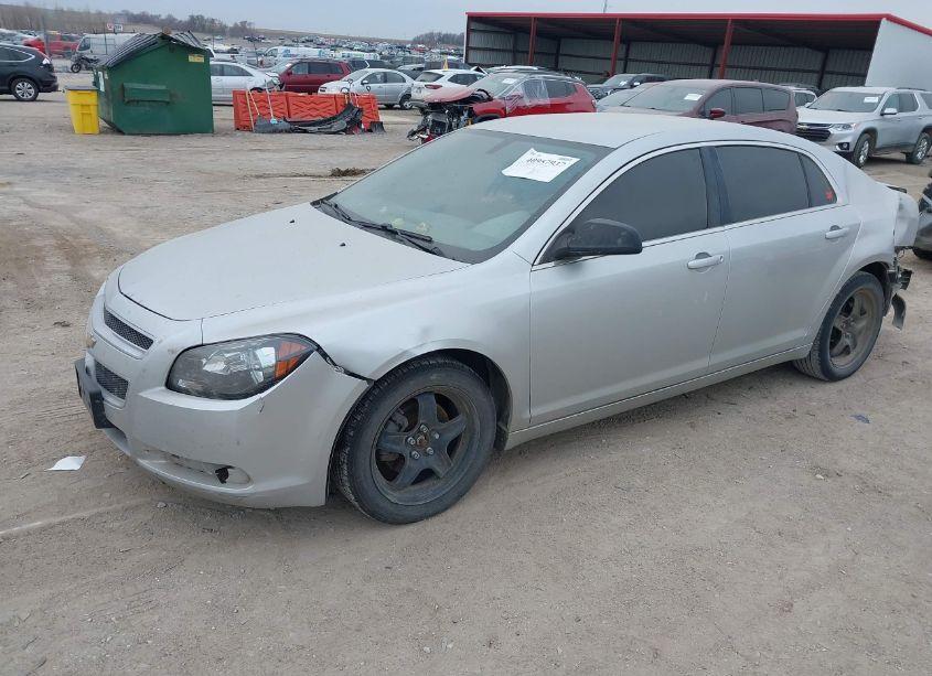 Photo 2 of 2010 Chevrolet Malibu LS (VIN 1G1ZA5E01AF281016)