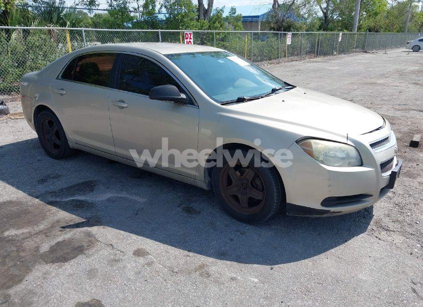 2010 Chevrolet Malibu LS (VIN 1G1ZA5E01AF289858) main photo