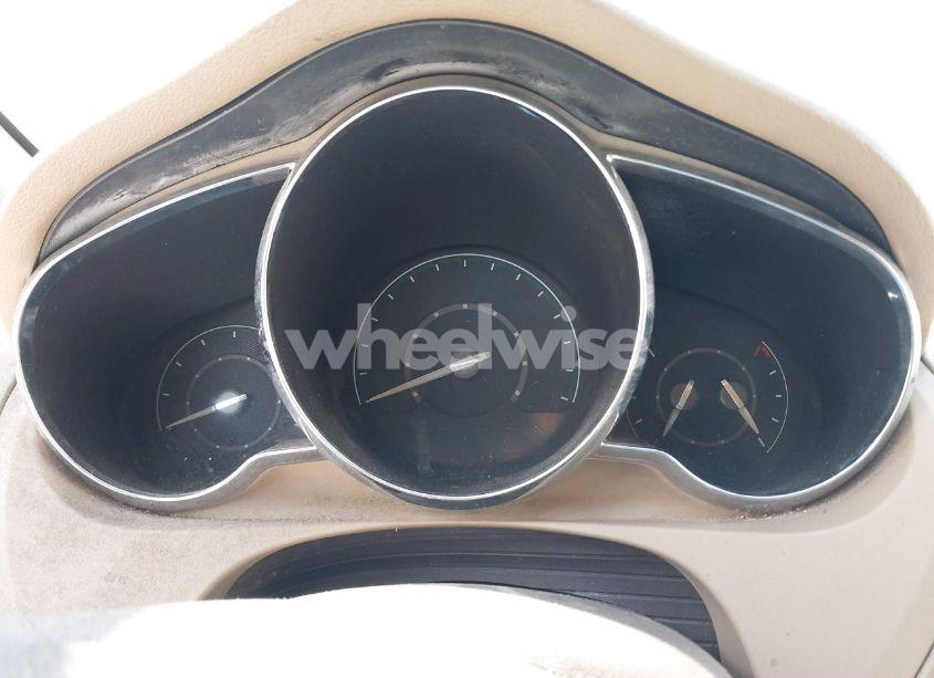 Photo 7 of 2010 Chevrolet Malibu LS (VIN 1G1ZA5E01AF289858)