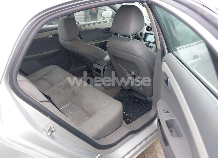 Photo 8 of 2010 Chevrolet Malibu LS (VIN 1G1ZA5E02AF256352)