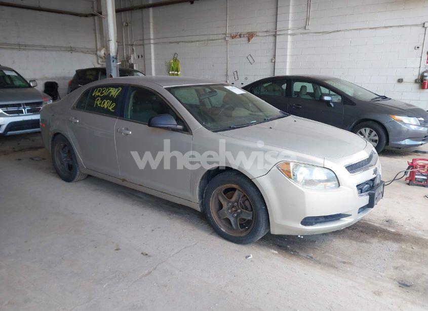 2010 Chevrolet Malibu LS (VIN 1G1ZA5E02AF283017) main photo