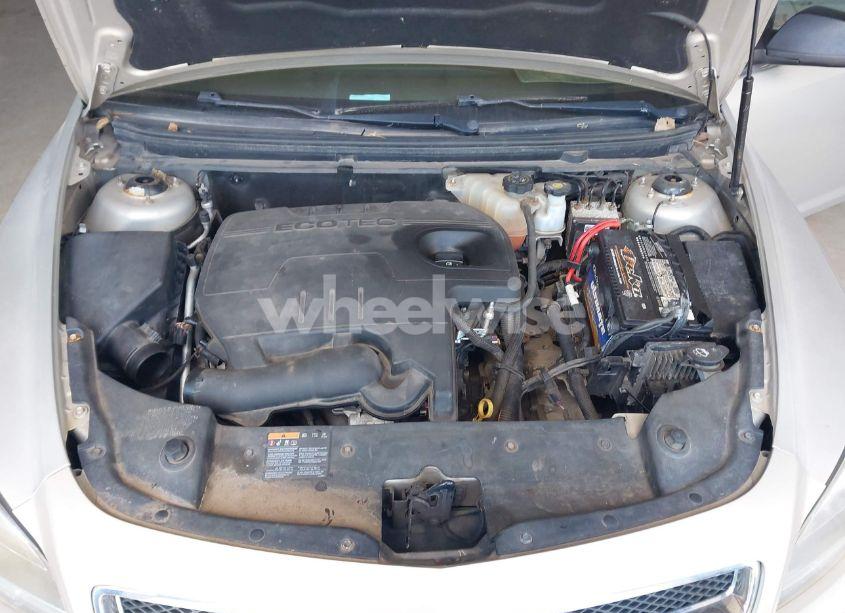 Photo 10 of 2010 Chevrolet Malibu LS (VIN 1G1ZA5E02AF283017)