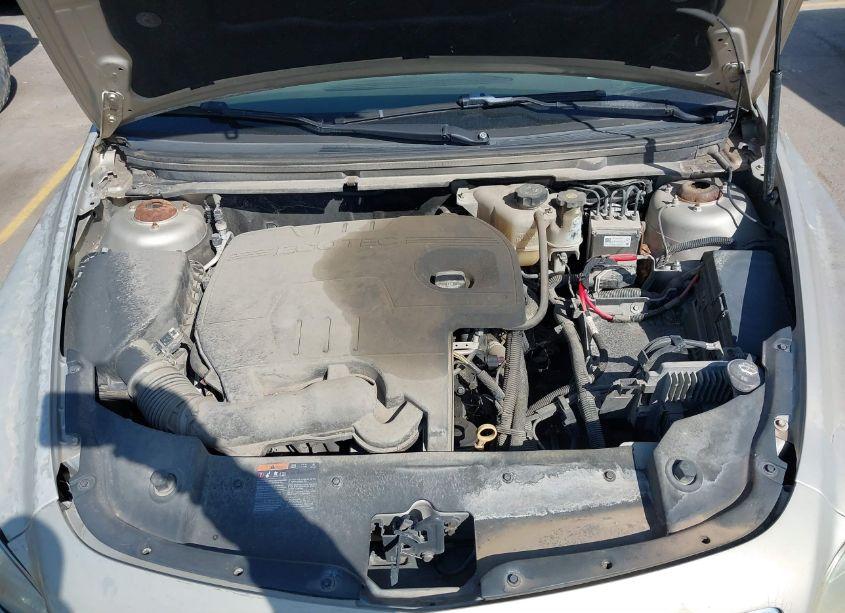 Photo 10 of 2010 Chevrolet Malibu LS (VIN 1G1ZA5E04AF278837)