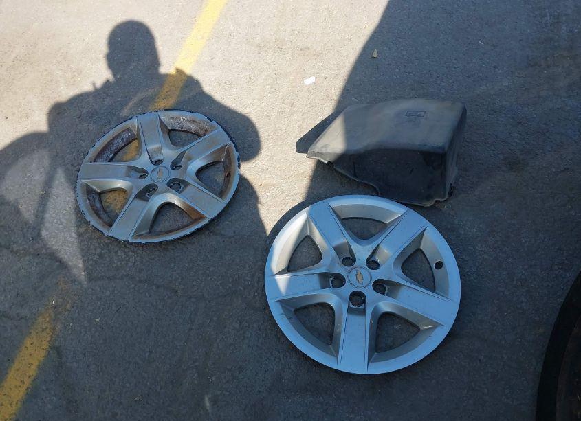 Photo 12 of 2010 Chevrolet Malibu LS (VIN 1G1ZA5E04AF278837)