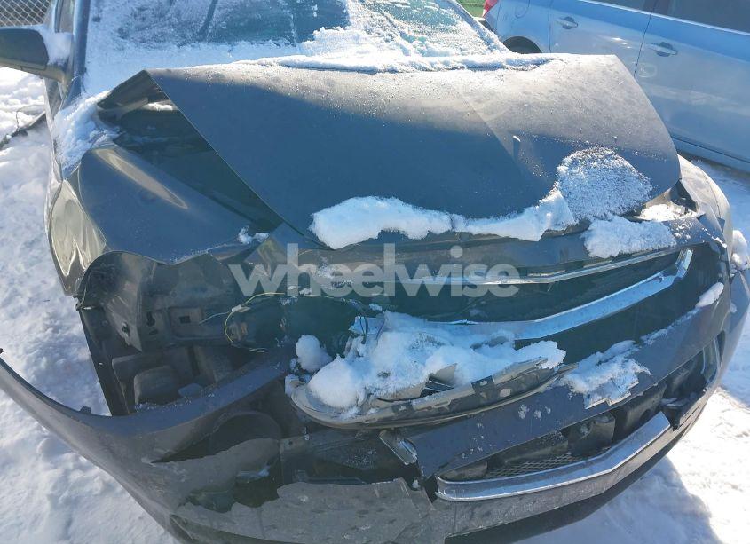 Photo 6 of 2010 Chevrolet Malibu LS (VIN 1G1ZA5E05AF215083)