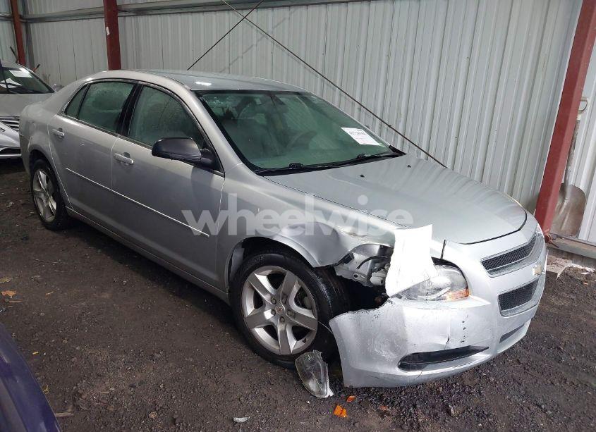 2010 Chevrolet Malibu LS (VIN 1G1ZA5E07AF250482) main photo