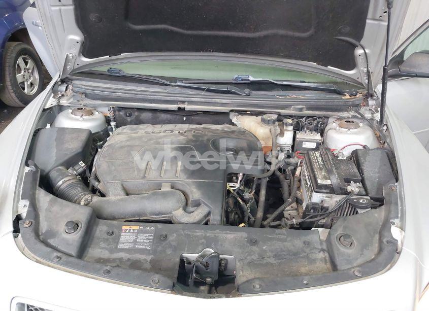 Photo 10 of 2010 Chevrolet Malibu LS (VIN 1G1ZA5E07AF250482)