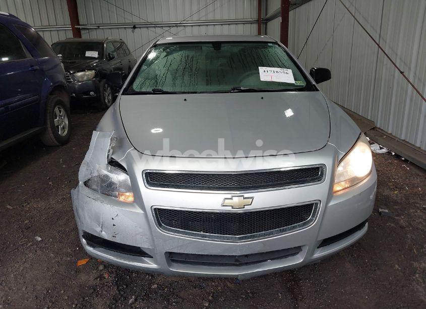 Photo 12 of 2010 Chevrolet Malibu LS (VIN 1G1ZA5E07AF250482)