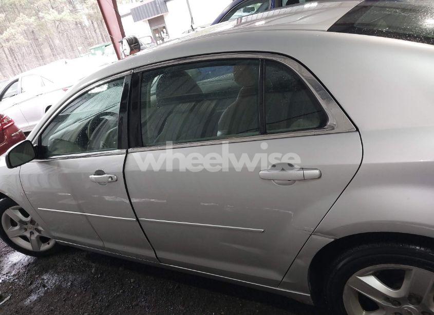 Photo 14 of 2010 Chevrolet Malibu LS (VIN 1G1ZA5E07AF250482)