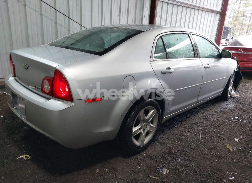 Photo 4 of 2010 Chevrolet Malibu LS (VIN 1G1ZA5E07AF250482)