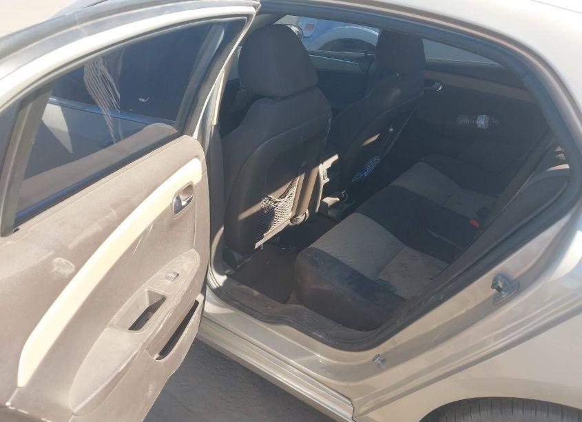 Photo 8 of 2010 Chevrolet Malibu LS (VIN 1G1ZA5E08AF128665)