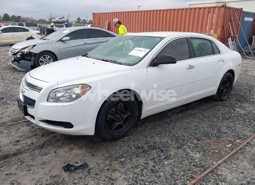 Photo 2 of 2012 Chevrolet Malibu LS (VIN 1G1ZA5E08CF394495)
