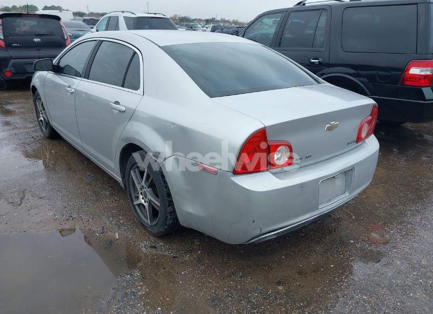 Photo 3 of 2010 Chevrolet Malibu LS (VIN 1G1ZA5E0XAF184056)