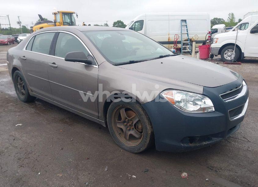 2011 Chevrolet Malibu LS (VIN 1G1ZA5E10BF106394) main photo