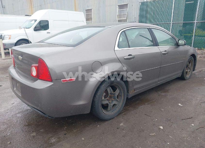 Photo 4 of 2011 Chevrolet Malibu LS (VIN 1G1ZA5E10BF106394)