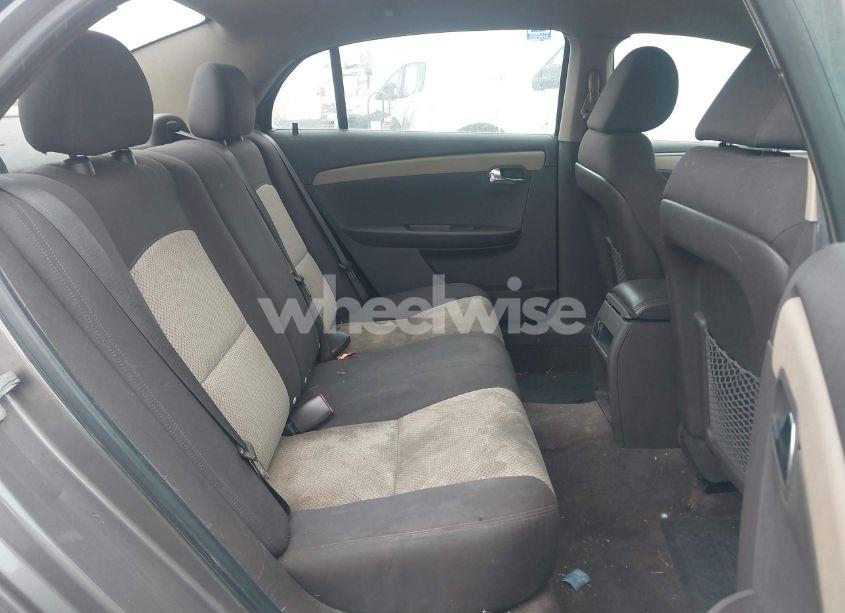 Photo 8 of 2011 Chevrolet Malibu LS (VIN 1G1ZA5E10BF106394)