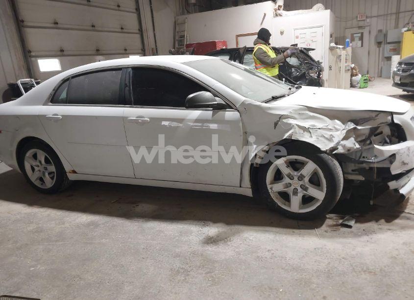 Photo 13 of 2011 Chevrolet Malibu LS (VIN 1G1ZA5E10BF285116)