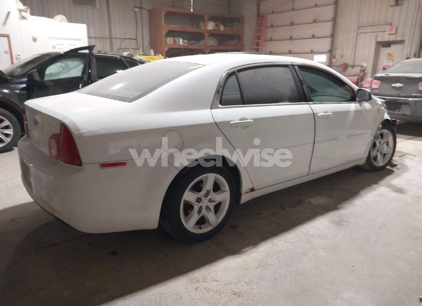 Photo 4 of 2011 Chevrolet Malibu LS (VIN 1G1ZA5E10BF285116)