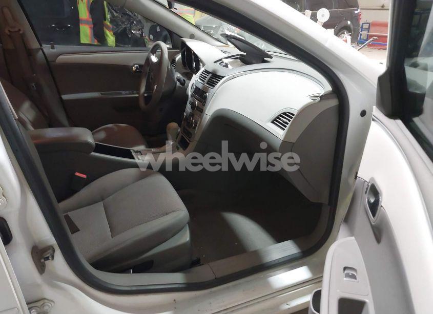 Photo 5 of 2011 Chevrolet Malibu LS (VIN 1G1ZA5E10BF285116)