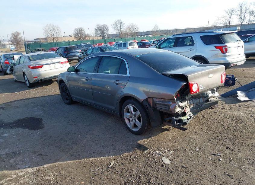 Photo 3 of 2011 Chevrolet Malibu LS (VIN 1G1ZA5E10BF316865)