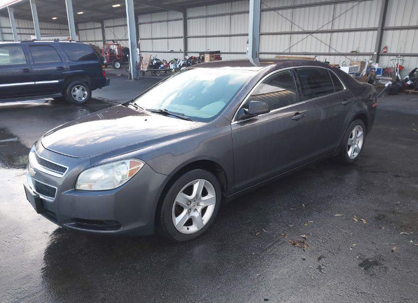 Photo 2 of 2011 Chevrolet Malibu LS (VIN 1G1ZA5E17BF266885)
