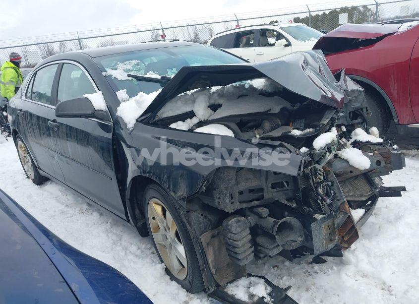 2010 Chevrolet Malibu LS (VIN 1G1ZA5EB1AF255467) main photo
