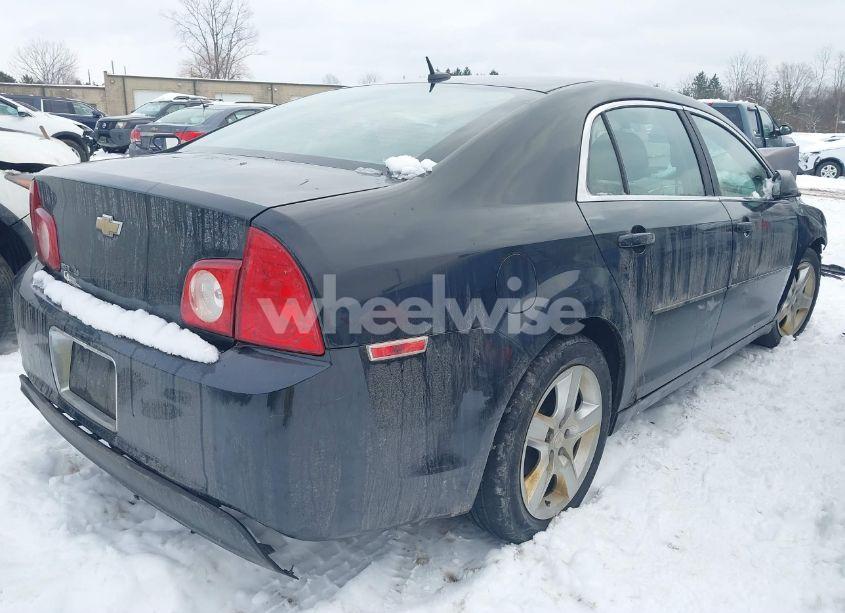 Photo 4 of 2010 Chevrolet Malibu LS (VIN 1G1ZA5EB1AF255467)