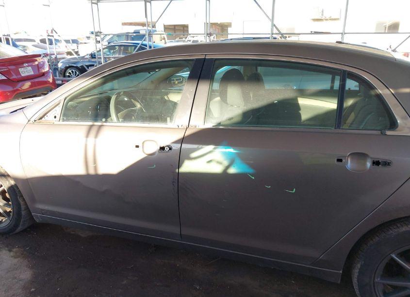 Photo 15 of 2010 Chevrolet Malibu LS (VIN 1G1ZA5EB2AF300917)