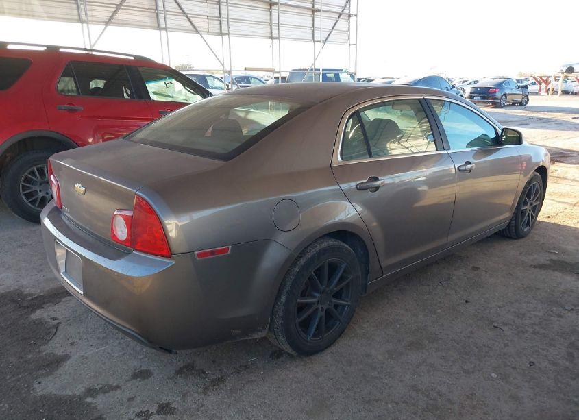 Photo 4 of 2010 Chevrolet Malibu LS (VIN 1G1ZA5EB2AF300917)