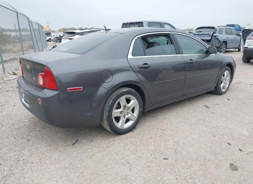 Photo 4 of 2010 Chevrolet Malibu LS (VIN 1G1ZA5EB3A4165135)