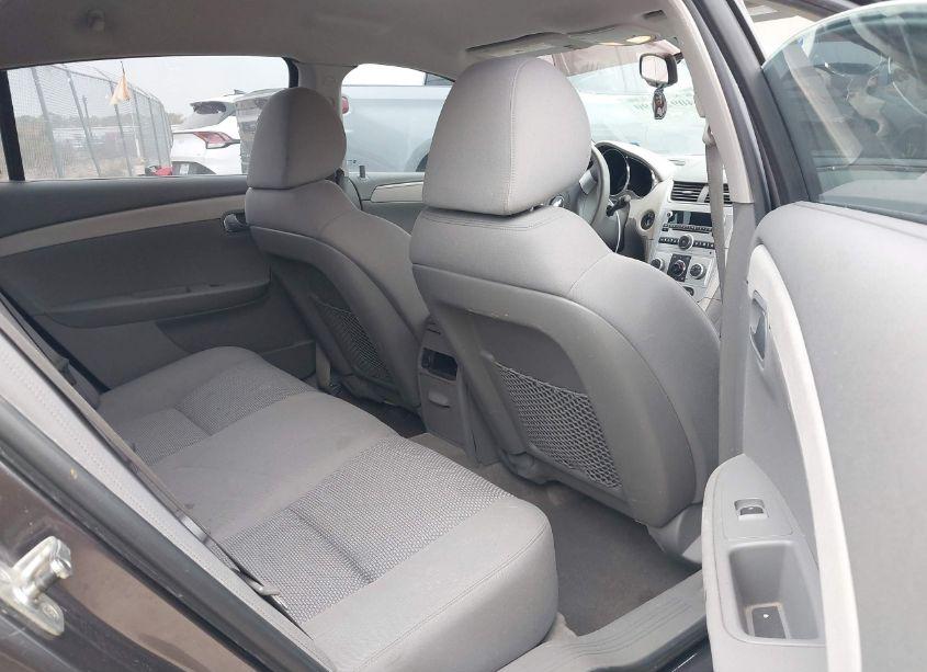 Photo 8 of 2010 Chevrolet Malibu LS (VIN 1G1ZA5EB3A4165135)