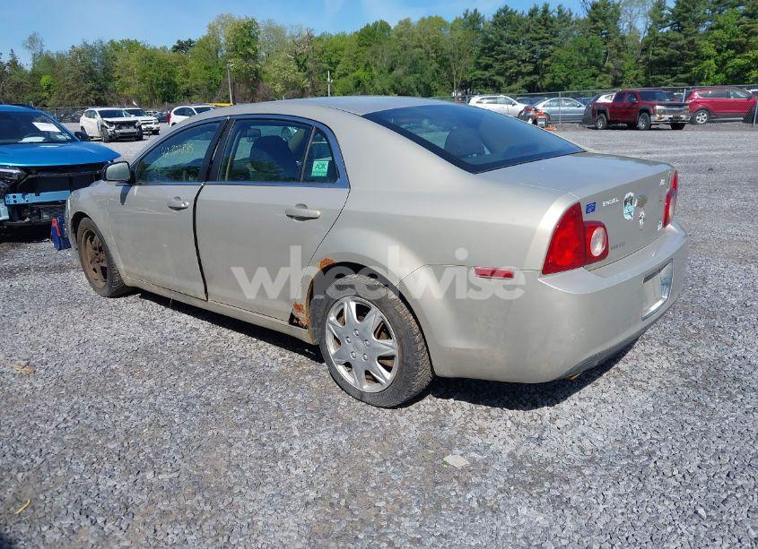 Photo 3 of 2010 Chevrolet Malibu LS (VIN 1G1ZA5EB9AF105915)