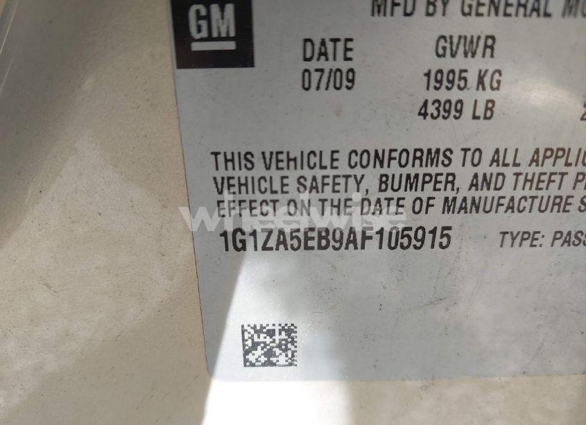 Photo 9 of 2010 Chevrolet Malibu LS (VIN 1G1ZA5EB9AF105915)