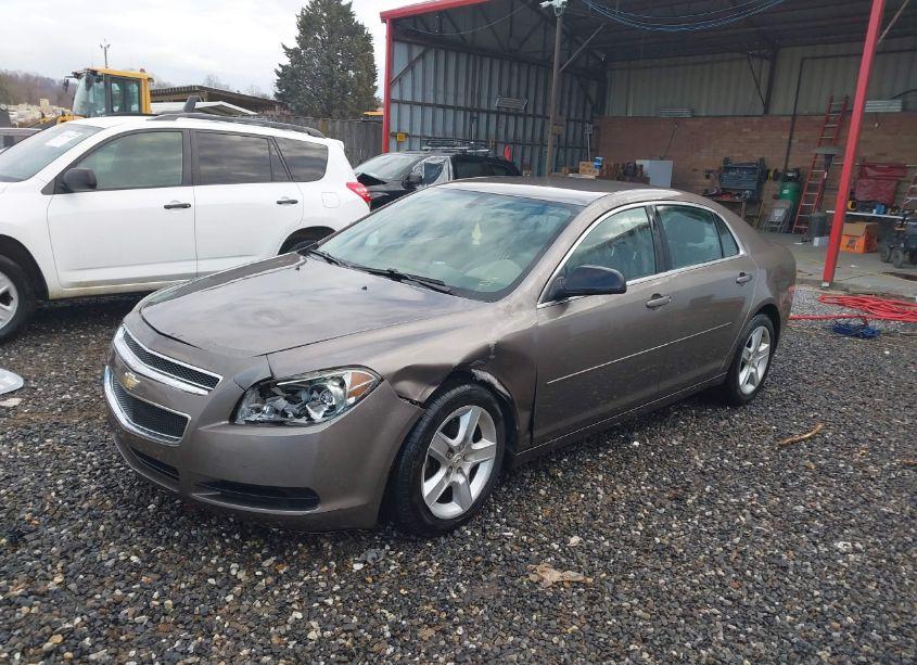 Photo 2 of 2011 Chevrolet Malibu LS (VIN 1G1ZA5EU0BF310140)