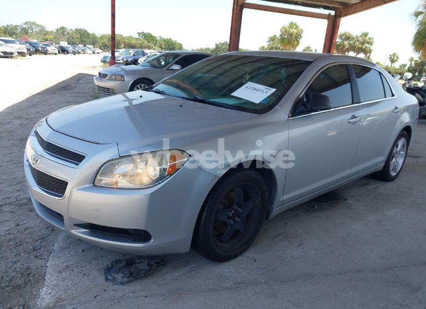 Photo 2 of 2011 Chevrolet Malibu LS (VIN 1G1ZA5EU1BF110335)