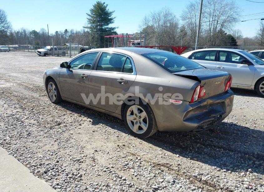 Photo 3 of 2011 Chevrolet Malibu LS (VIN 1G1ZA5EU1BF339629)