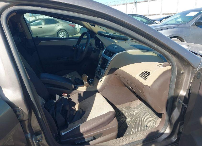 Photo 5 of 2011 Chevrolet Malibu LS (VIN 1G1ZA5EU4BF352830)