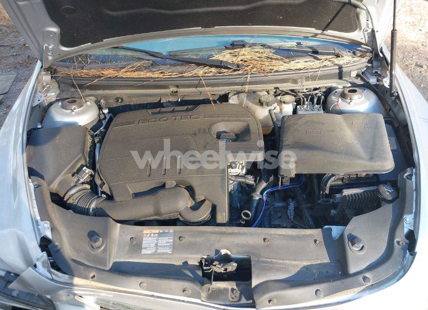 Photo 10 of 2012 Chevrolet Malibu LS (VIN 1G1ZA5EU4CF395291)