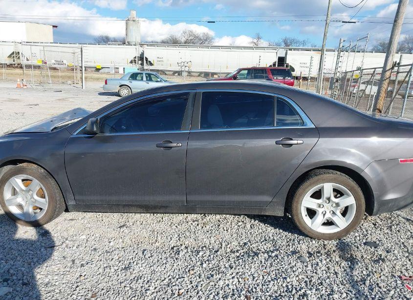 Photo 14 of 2011 Chevrolet Malibu LS (VIN 1G1ZA5EU6BF320526)