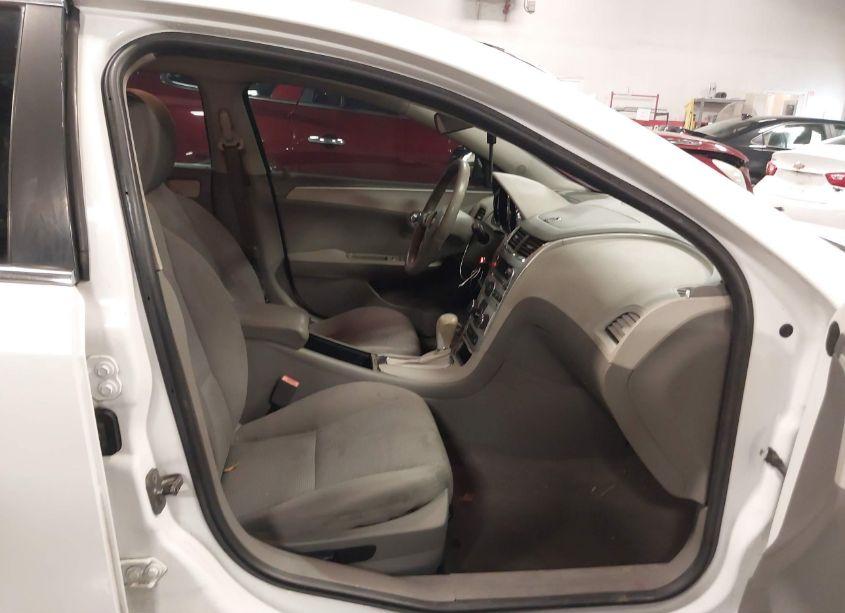 Photo 5 of 2011 Chevrolet Malibu LS (VIN 1G1ZA5EU6BF342896)