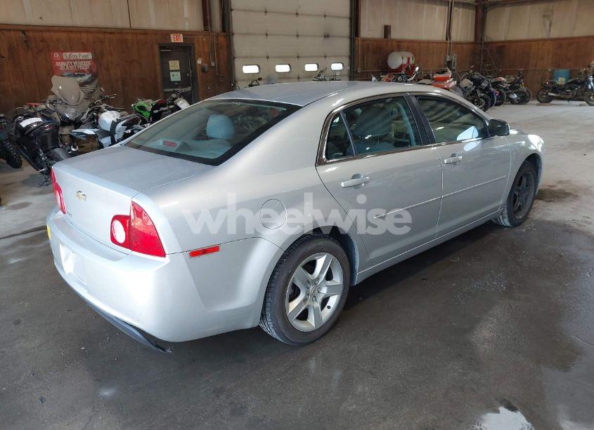 Photo 4 of 2012 Chevrolet Malibu LS (VIN 1G1ZA5EU7CF391946)