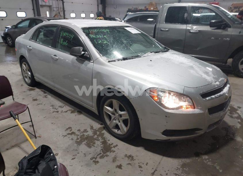 2011 Chevrolet Malibu LS (VIN 1G1ZA5EU8BF143218) main photo