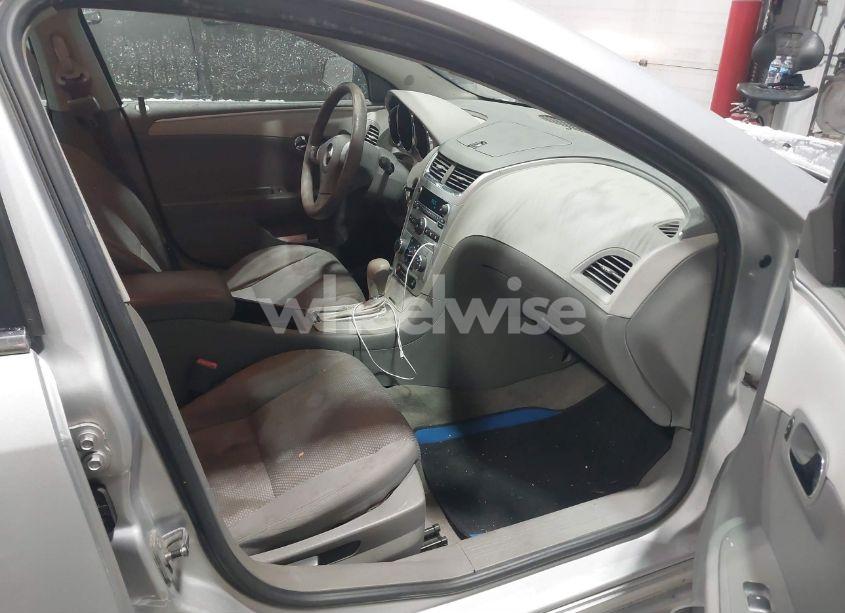 Photo 5 of 2011 Chevrolet Malibu LS (VIN 1G1ZA5EU8BF143218)